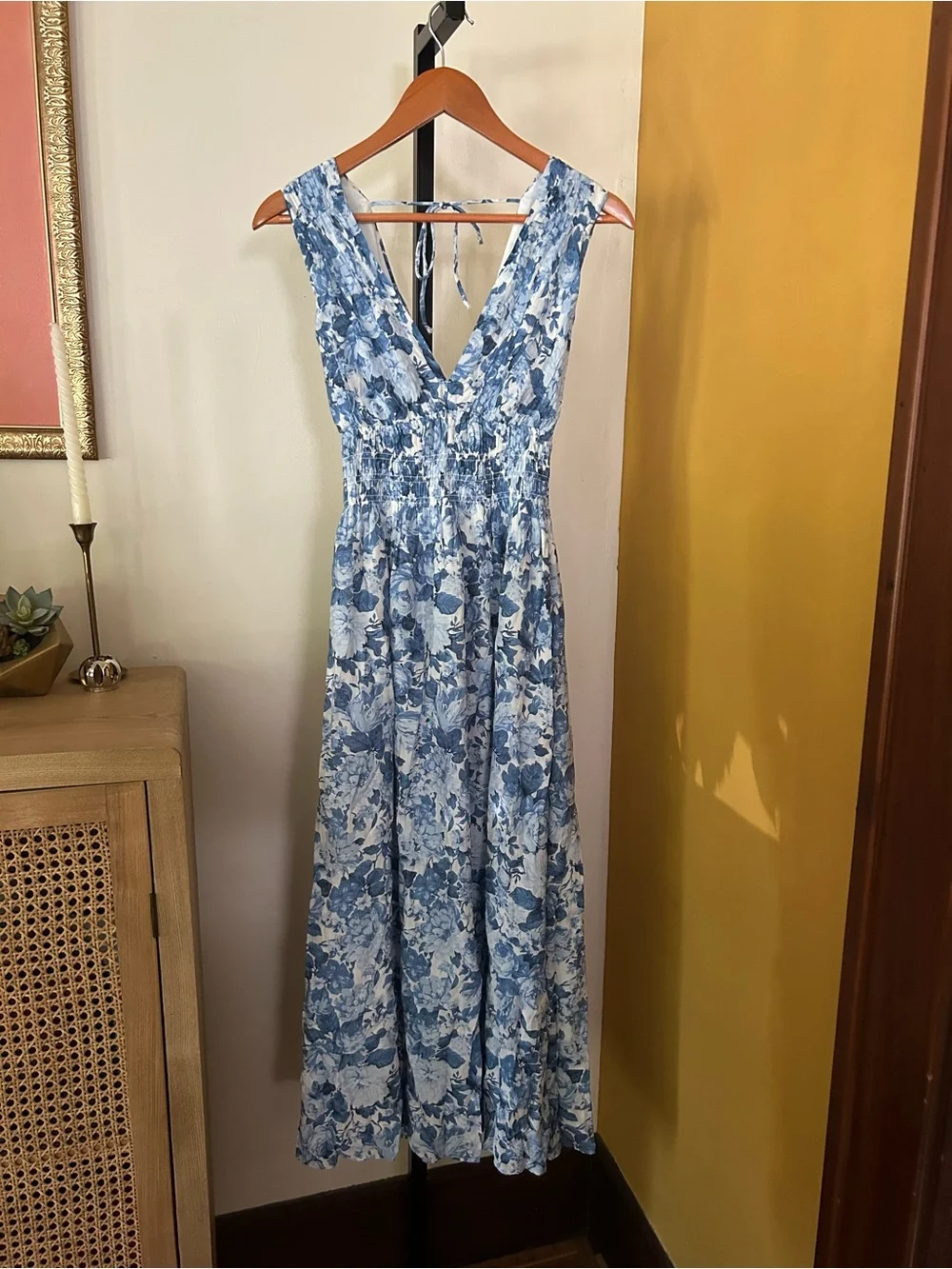 Abercrombie & Fitch Crinkle Shirred Waist Maxi Dress Floral Blue White NEW XS